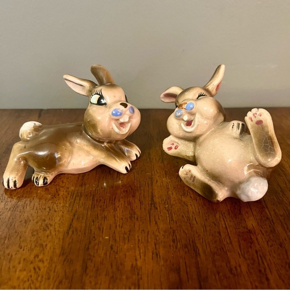 Japan China Thumper/Rabbit/Bunny Salt and Pepper Shakers. Vintage and rare - Picture 1 of 6